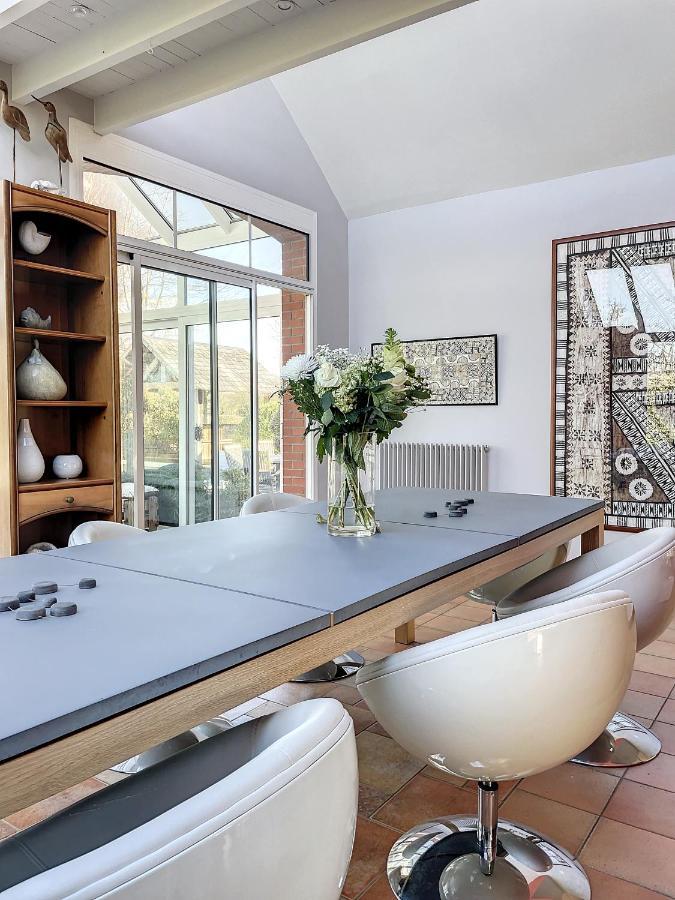 Gite De Charme "La Maison Saint-Leonard" Avec Piscine, Spa, Vue Sur Le Mont Saint-Michel Vains Luaran gambar